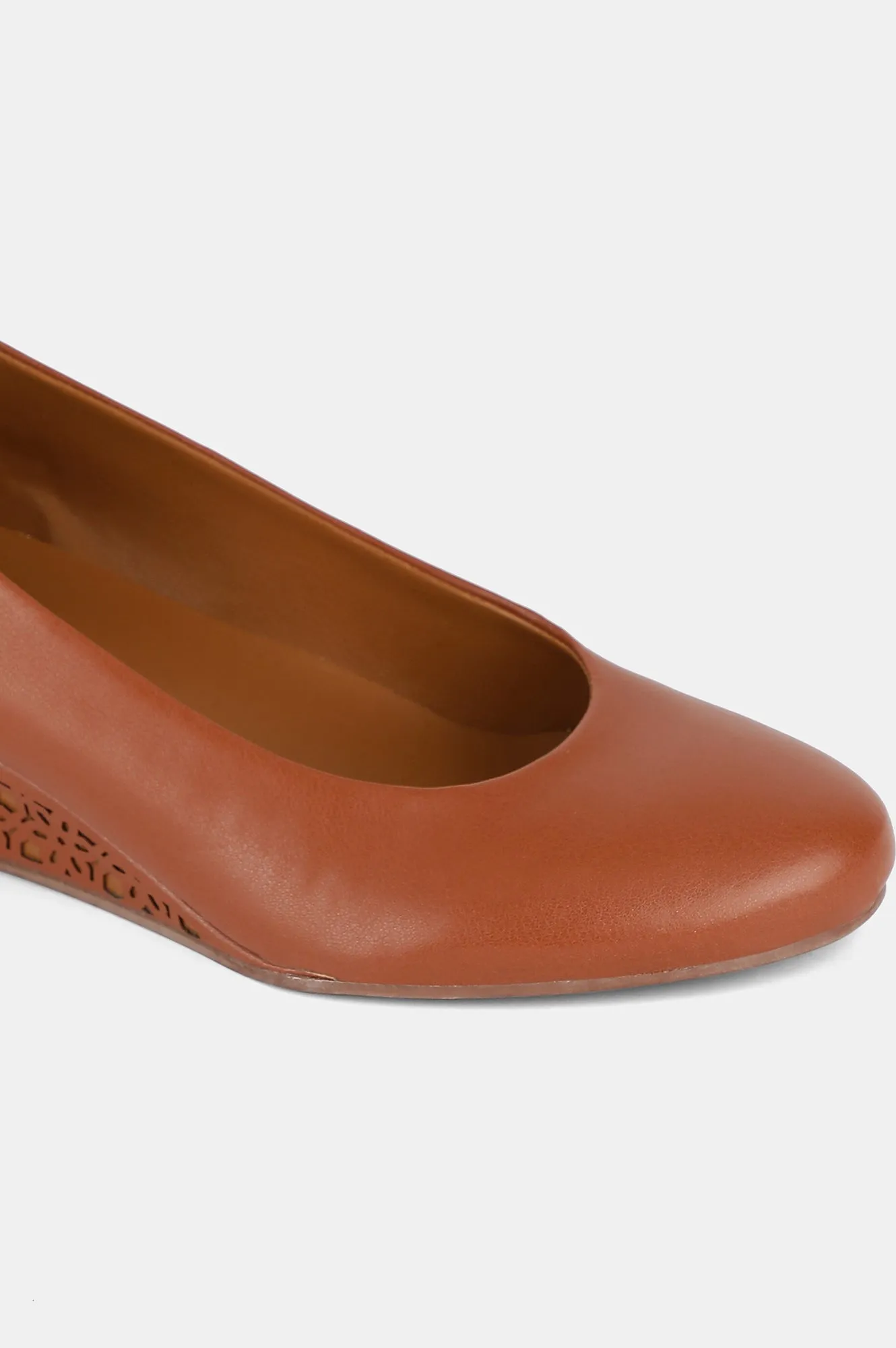 Aurelia Tan Round Toe Laser Cut Wedge - ZCory