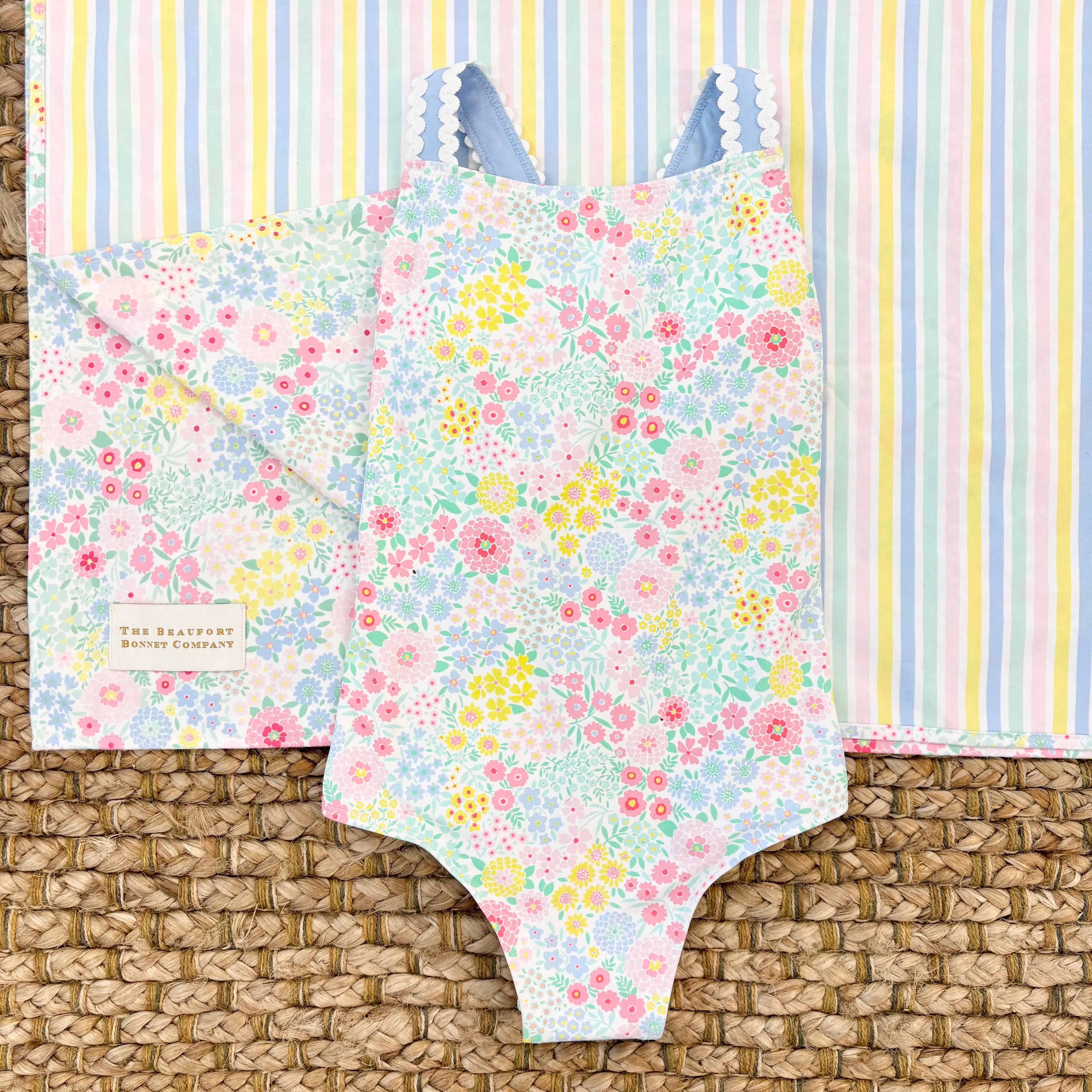 Calloway Quick Dry Towel - Merry Little Meadow with Siesta Key Stripe (Pink)