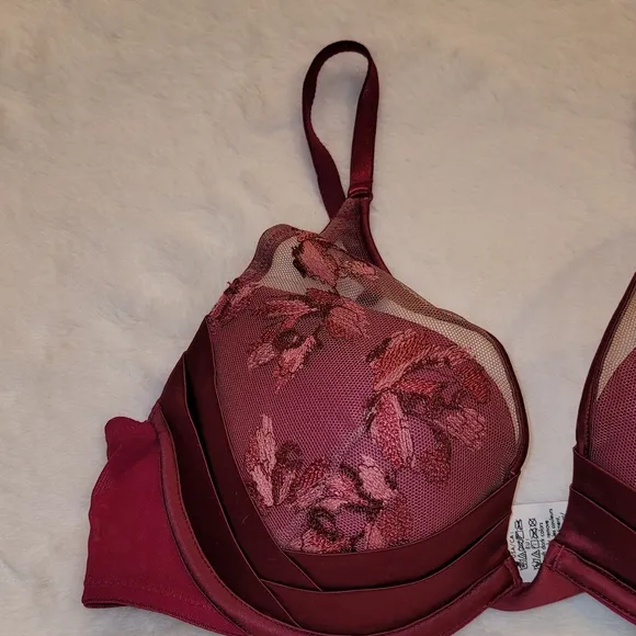Calvin Klein Black Label Maroon Lust Plunge, Push-up Temptation Bra