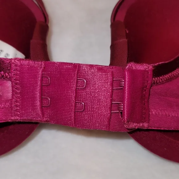 Calvin Klein Black Label Maroon Lust Plunge, Push-up Temptation Bra