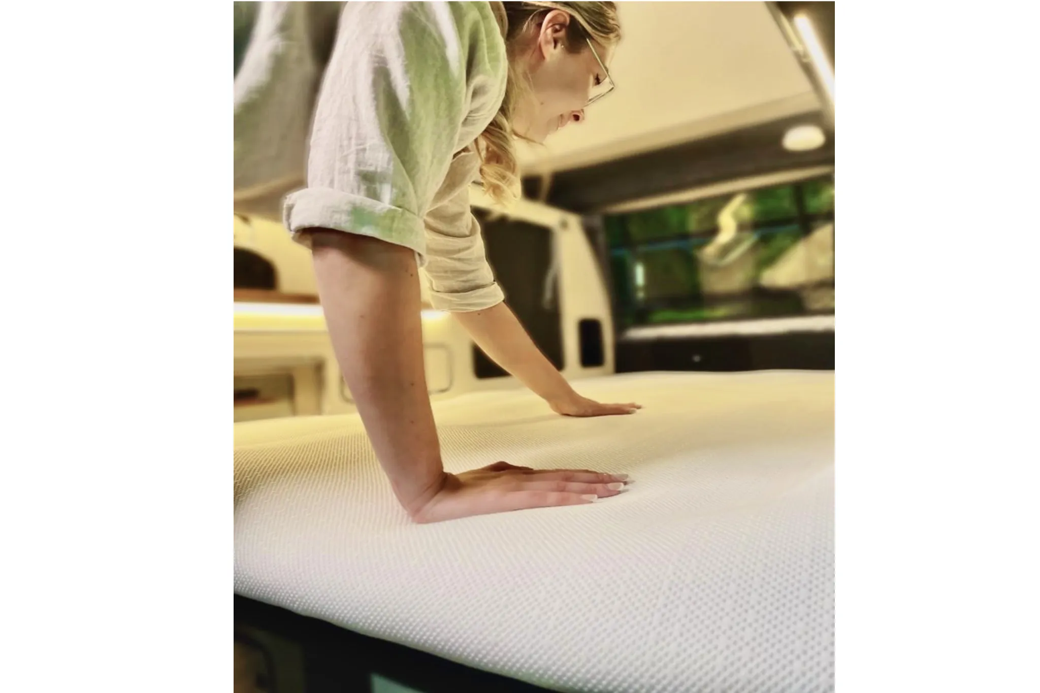 CampaToppa - CMT220 Mattress Topper & Bag Bundle
