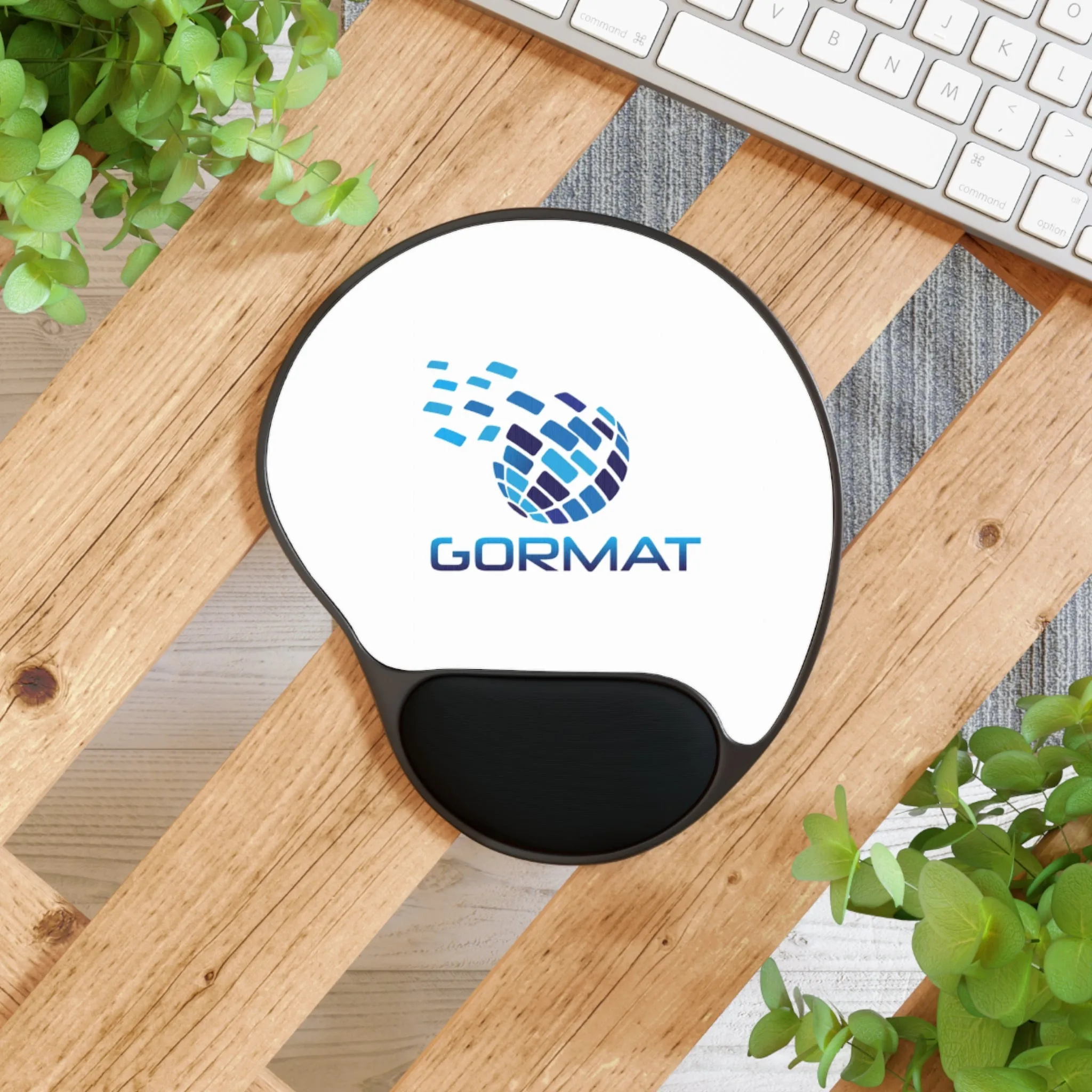 Gormat Mouse Pad With Wrist Rest