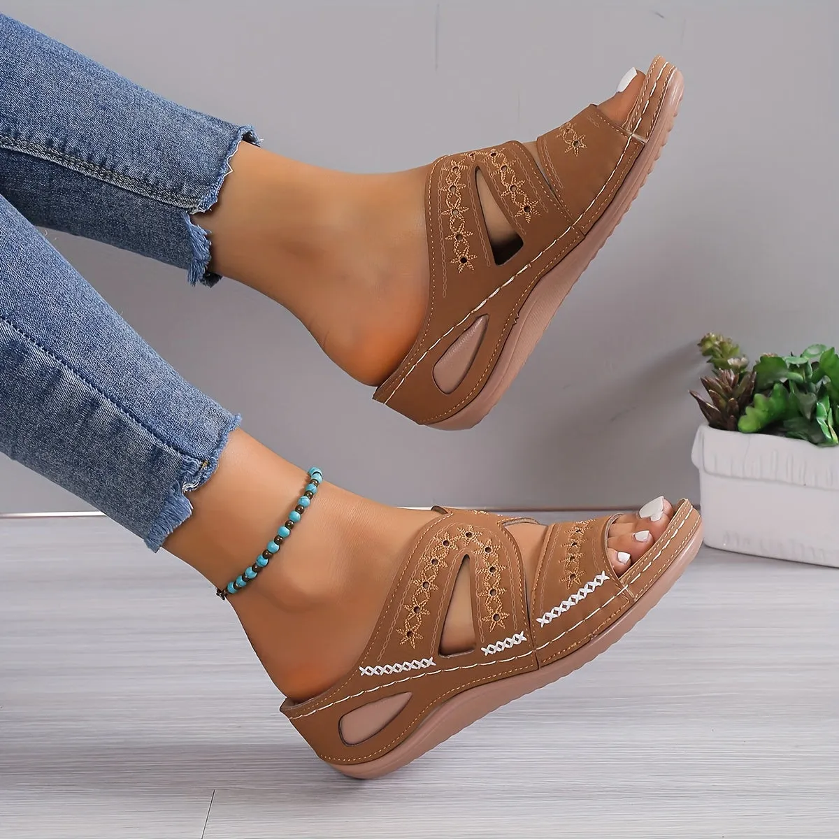 Larabelle | Orthopedic Sandal