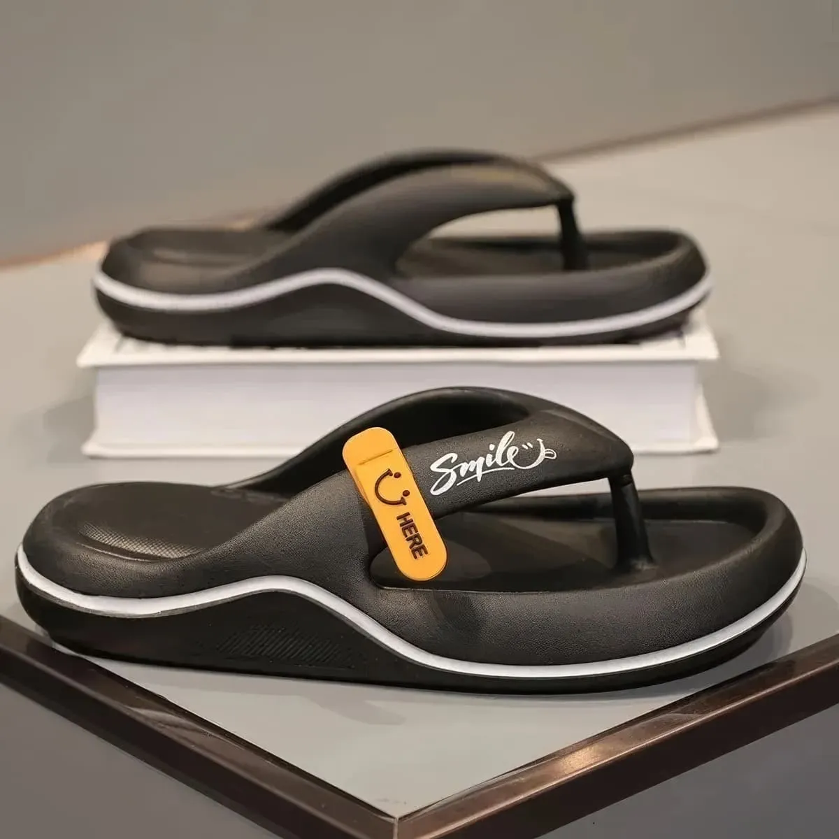 Levi | Trendy Ortho Slides