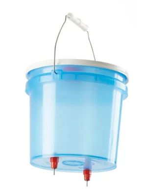 Little Hen Hydrator - 1 Gallon with 2 poultry drinkers
