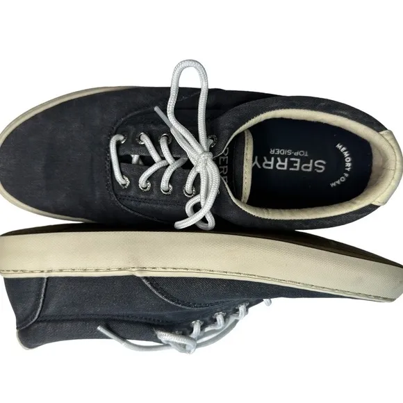 Men’s Sperry top siders, memory foam