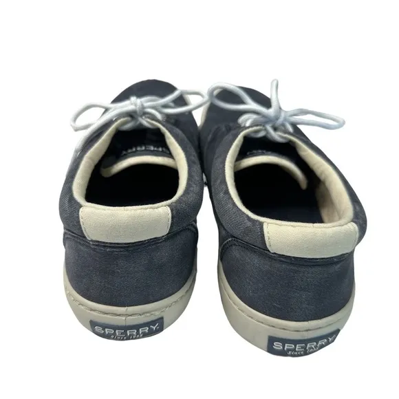 Men’s Sperry top siders, memory foam