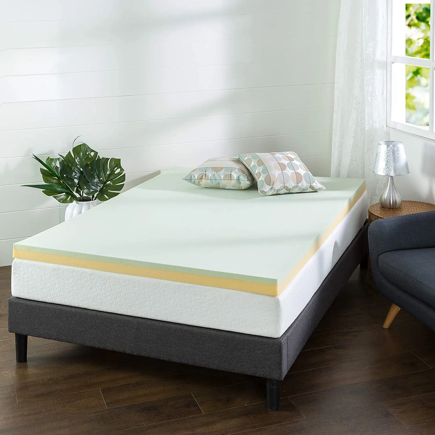 New Zinus 3 Inch Green Tea Memory Foam Mattress Topper, QUEEN! Comes compressed rolled in box for easy transport!