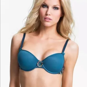 NWT Chantelle Palais Royal MemoryFoam T-shirt Bra