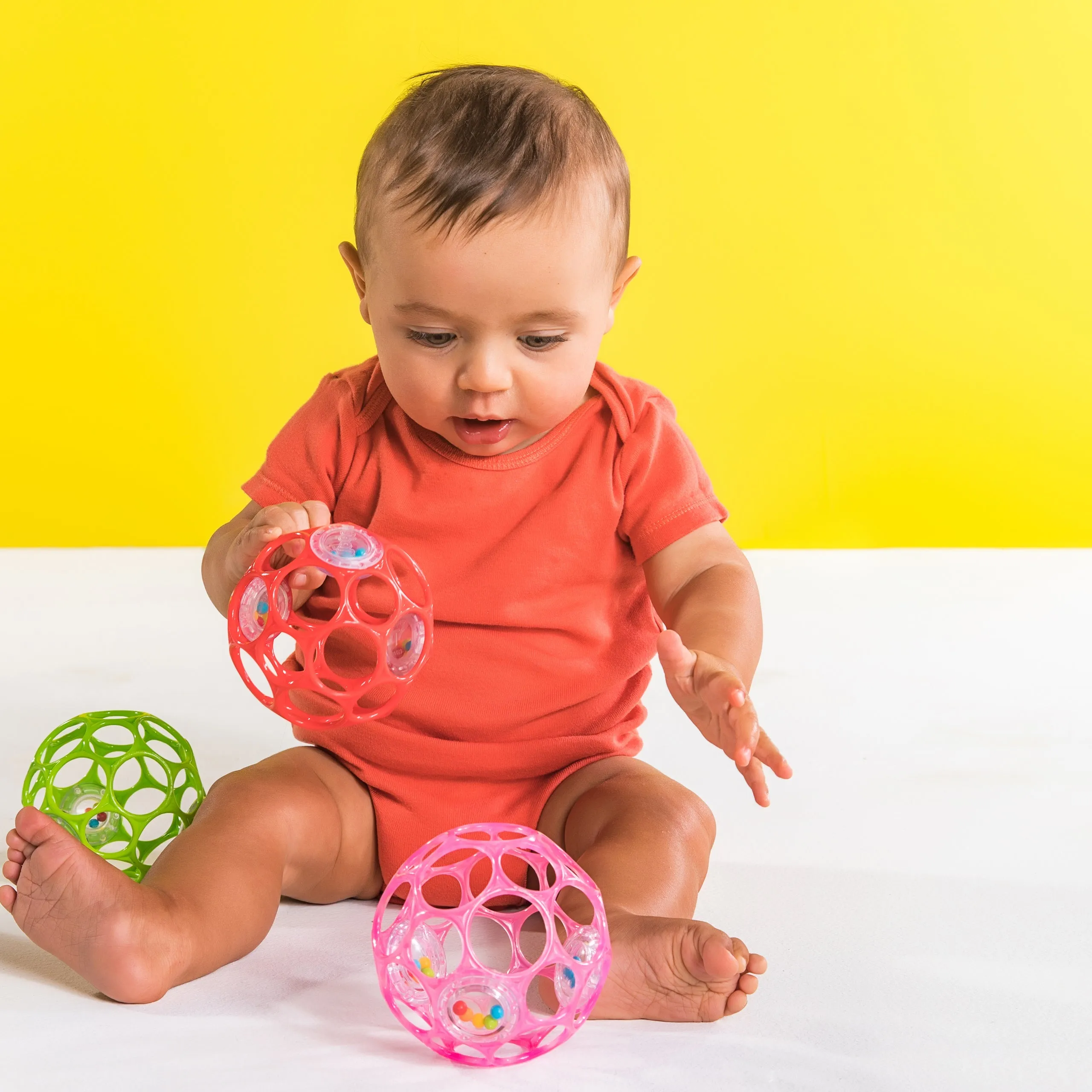O Ball 4" Rattle 4 assort