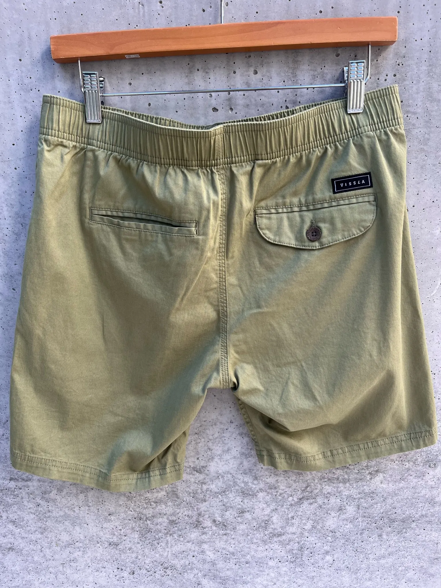 Vissla Hemp No See Um 18" Elastic Walkshort Sage