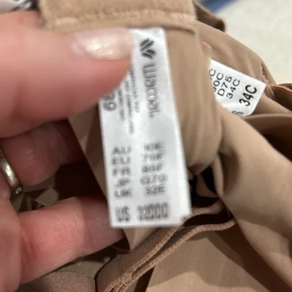 Wacoal NWT comfort first underwire T-shirt