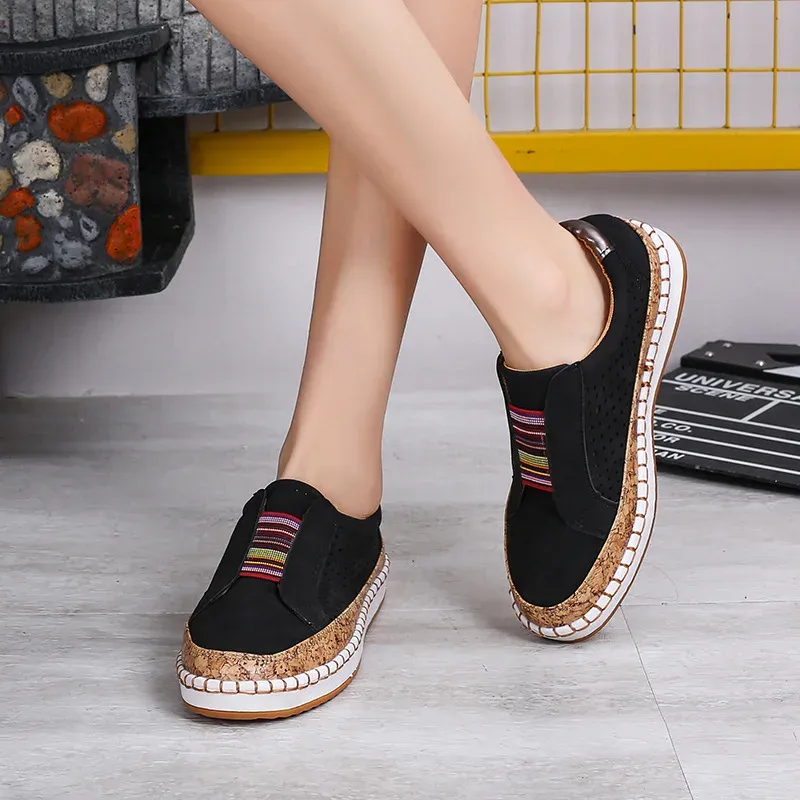 Yara - Comfortable Walking Shoes